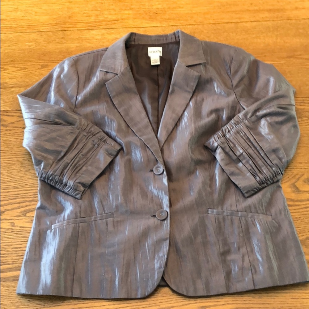 Chico's Size 3, 1/2 Sleeve Blazer.